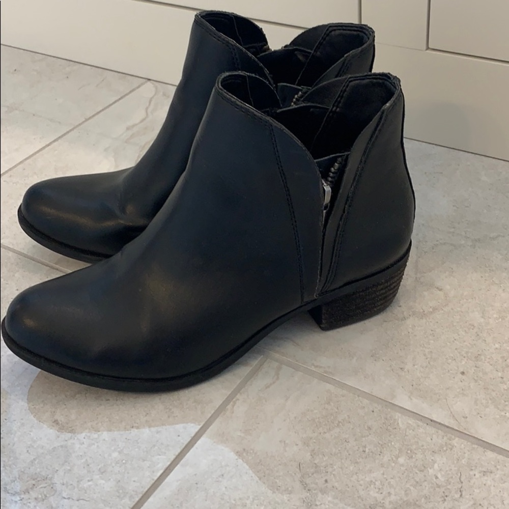 Lucky brand boots